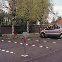 Barrière double bras pour 2 places de parking - Mottez B303C
