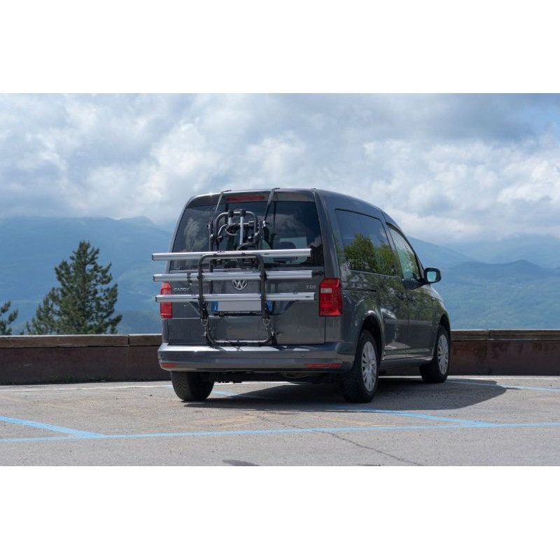 Porte-velos sur hayon / plateforme 3 velos - Menabo Cobra Plus (2)